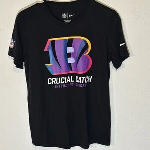 Nike Women’s Small Cincinnati Bengals Black Crucial Catch Cancer T-Shirt NWT